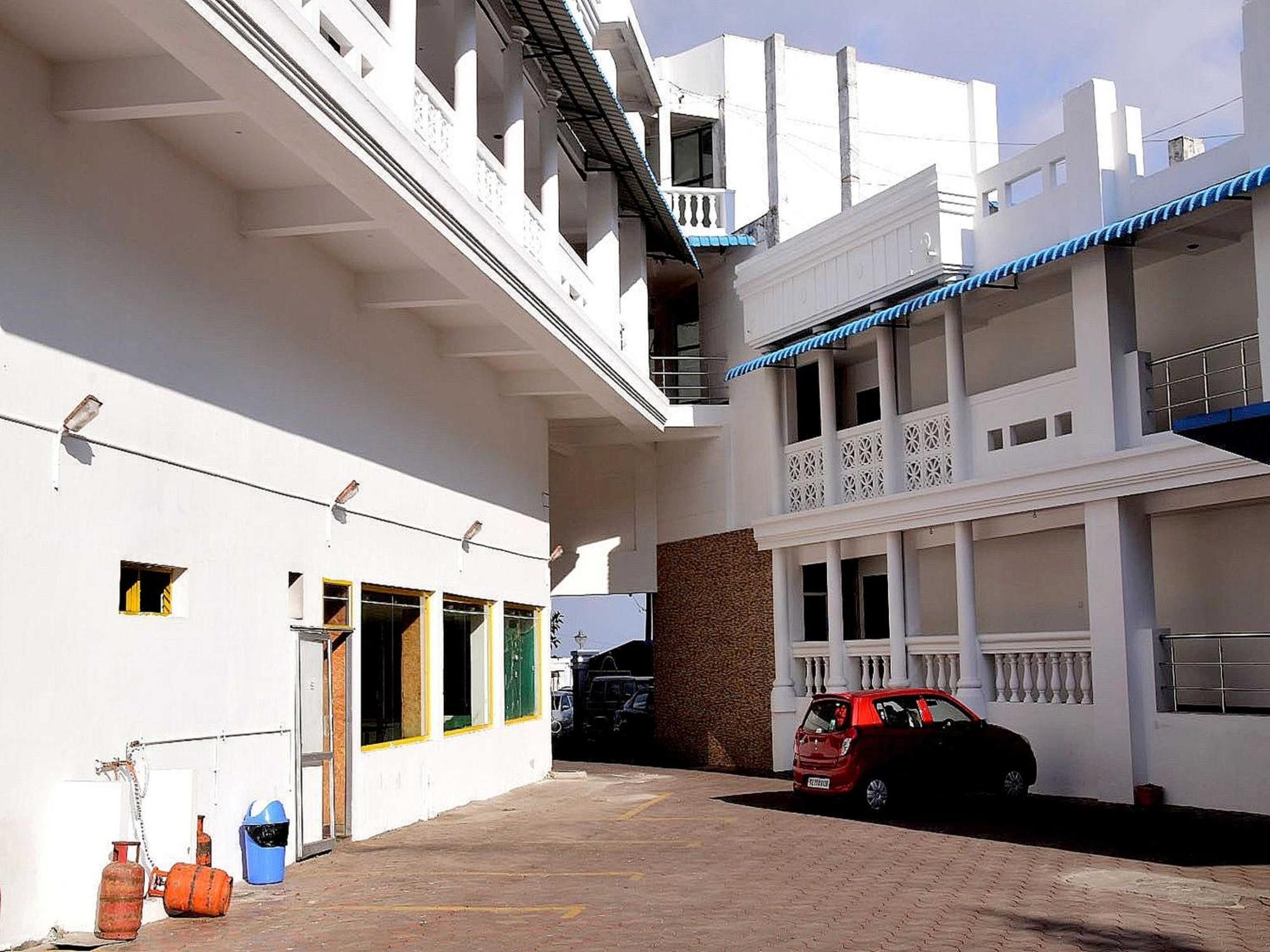 צ'נאי Oyo Flagship Home Tree Service Apartment Near Perumal Kovil T Nagar מראה חיצוני תמונה